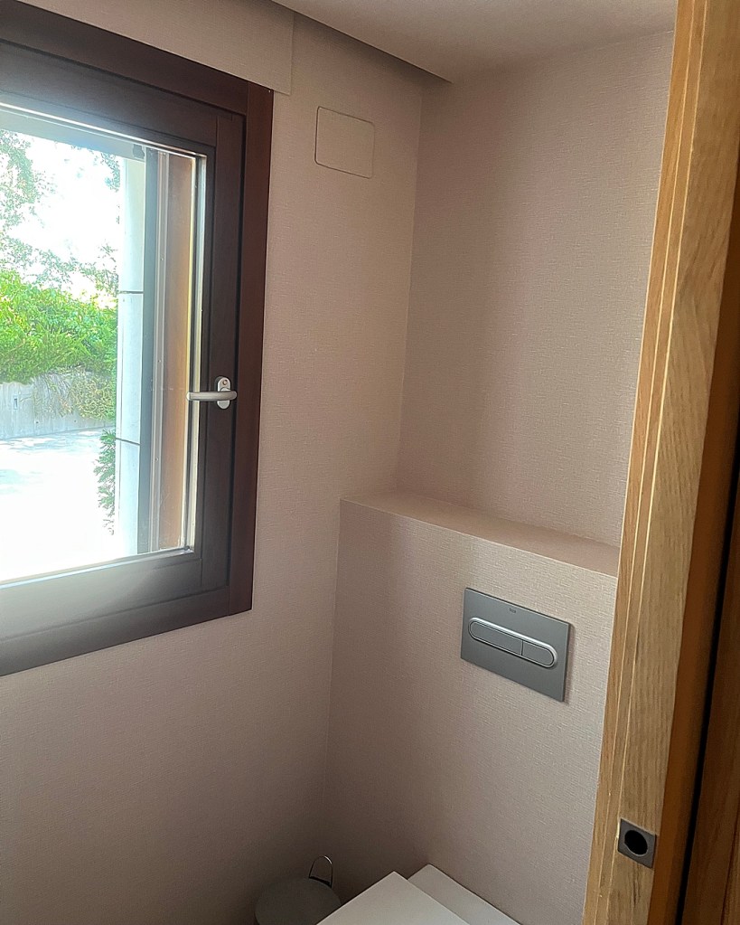 Empapelador Profesional en Alcobendas – Instalación en La Moraleja